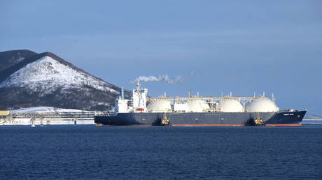 global-demand-for-russian-lng-exceeding-output-–-energy-minister