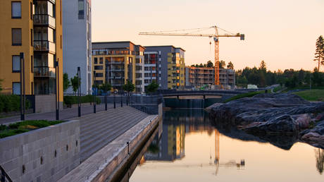 finnish-housing-market-crashing-–-bloomberg