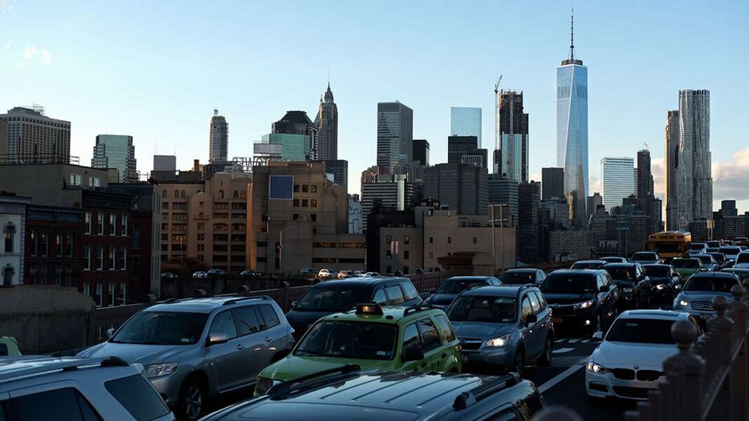new-york’s-congestion-pricing-hits-a-new-roadblock:-new-jersey