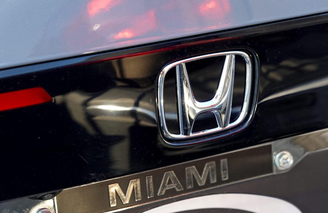 some-2.5-million-honda-and-acura-cars-have-a-fuel-pump-defect-and-are-being-recalled-“in-stages”