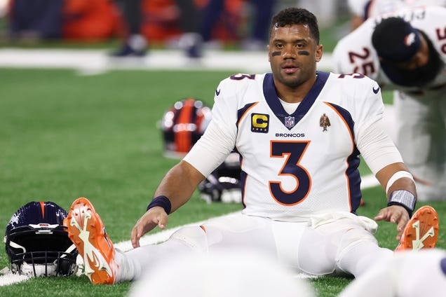 the-broncos-have-money-problems-with-russell-wilson,-but-at-least-they’re-not-the-browns